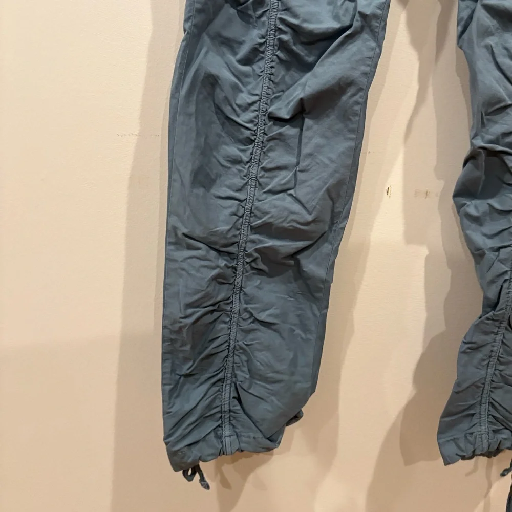 Wearables Blue Cargo Pants Size M - Picture 6 of 7